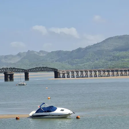 Luxury 4 Bedroom Seaside Apartment - Glan Y Werydd House Barmouth Extérieur photo