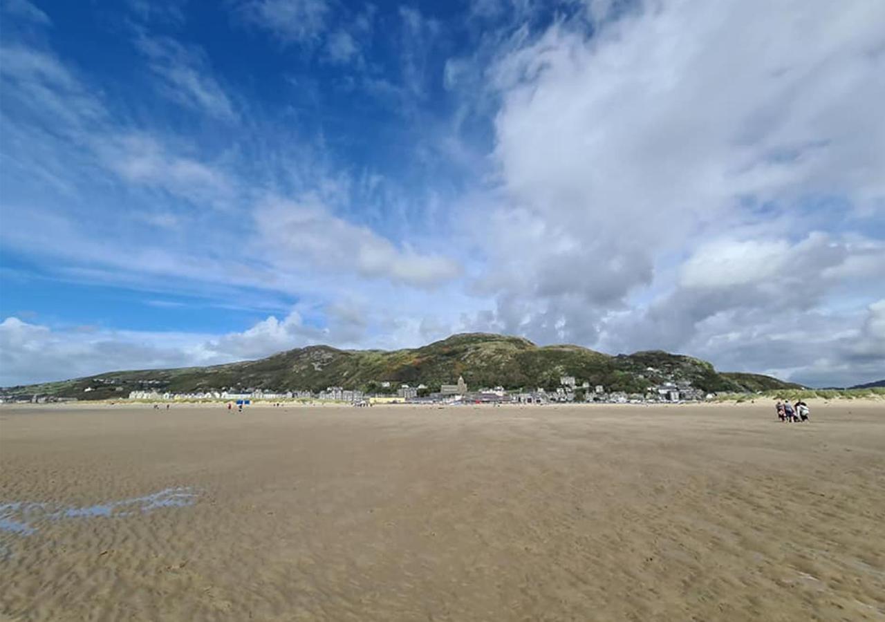 Apartment Luxury 4 Bedroom Seaside - Glan Y Werydd House