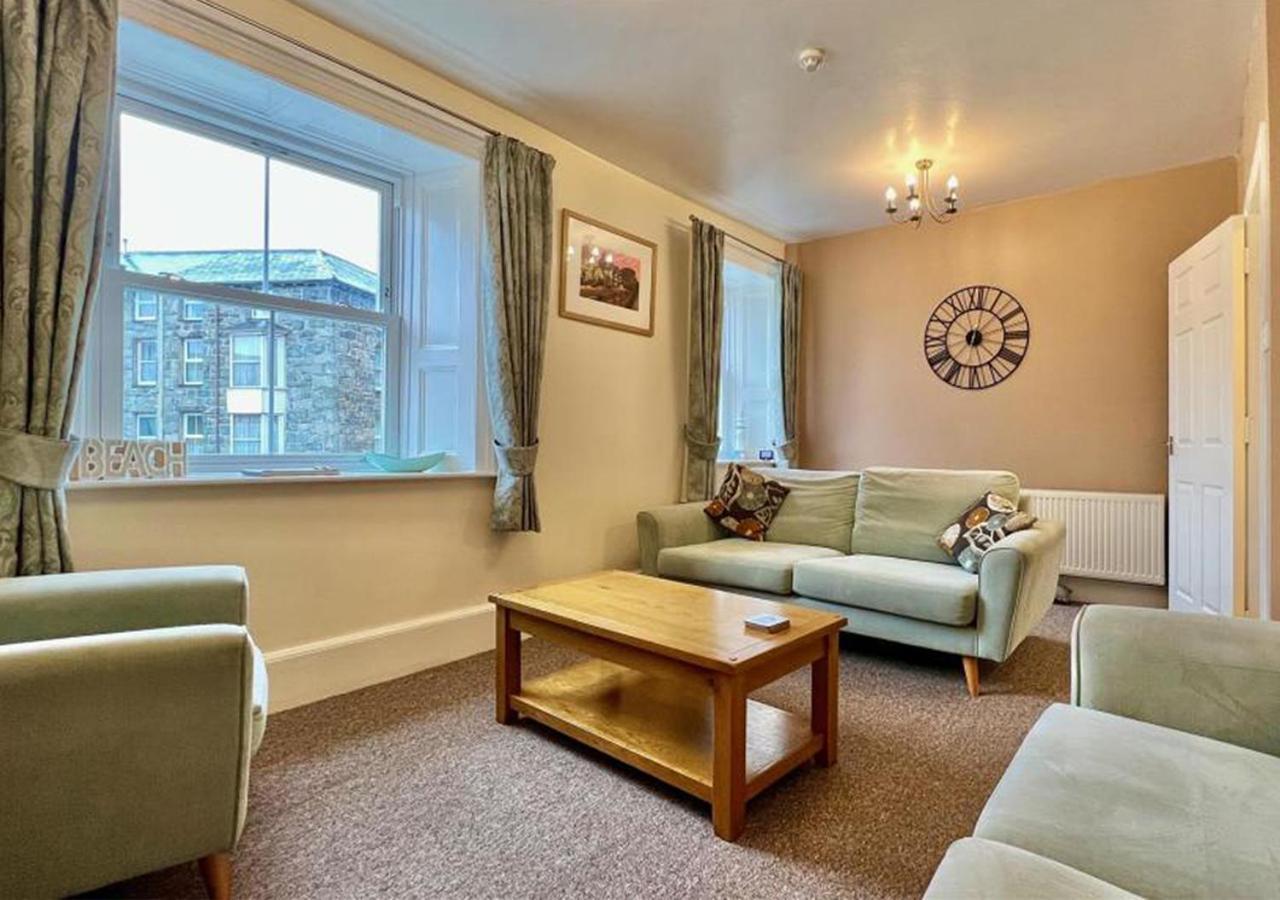 Luxury 4 Bedroom Seaside - Glan Y Werydd House Apartment Barmouth